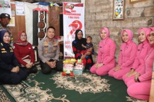 Kapolres Banyuasin Pimpin Langsung Aksi Genting, Perangi Stunting Sambut HUT Bhayangkara ke-79